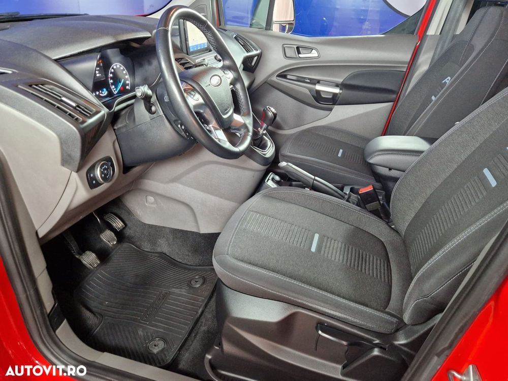Ford Tourneo Connect - 11