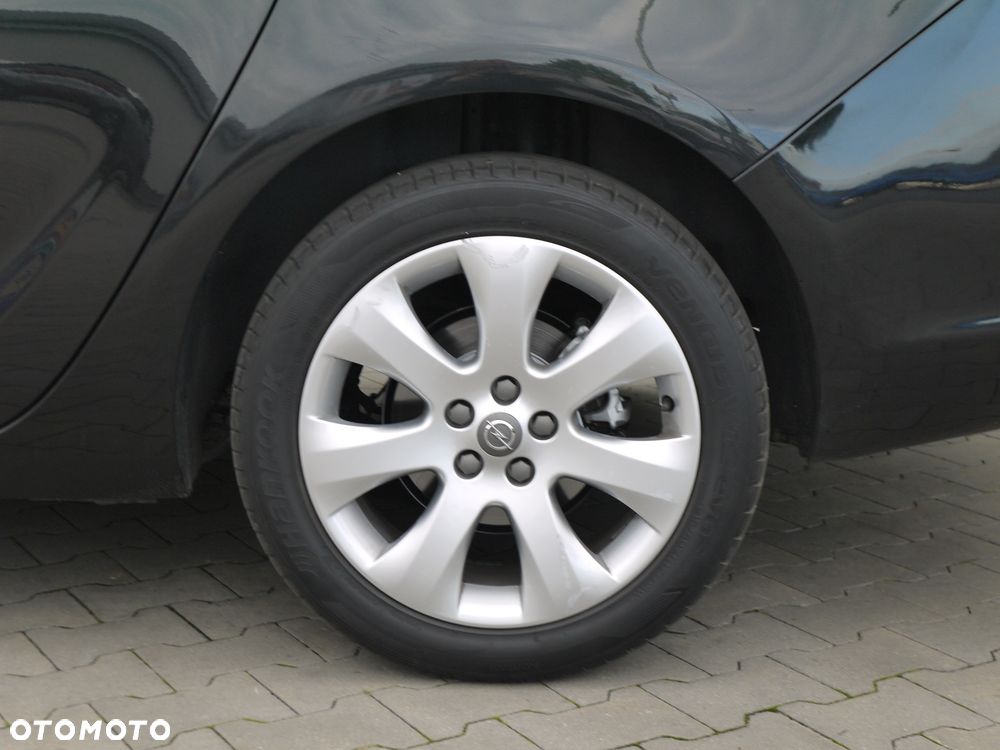Opel Astra 1.4 Turbo Innovation - 9