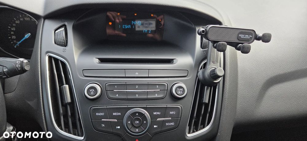 Ford Focus 1.0 EcoBoost 99g Trend - 22