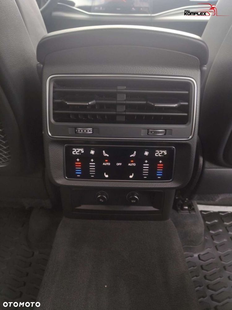 Audi Q8 - 30
