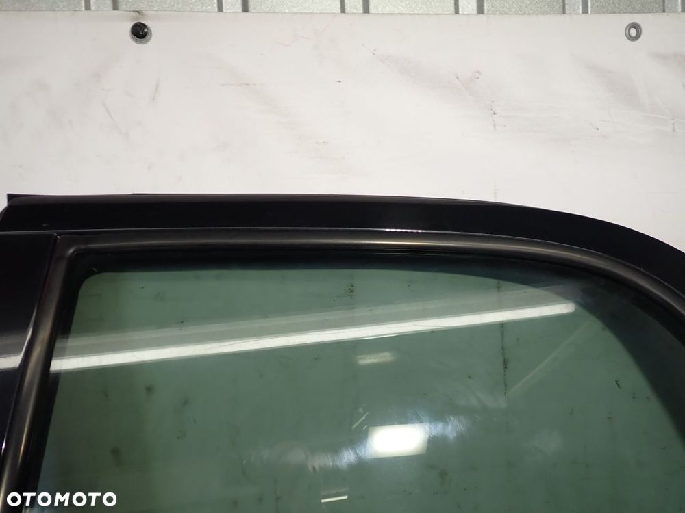 DRZWI LEWY TYŁ ZCE SUZUKI SX4 1.6 - 2