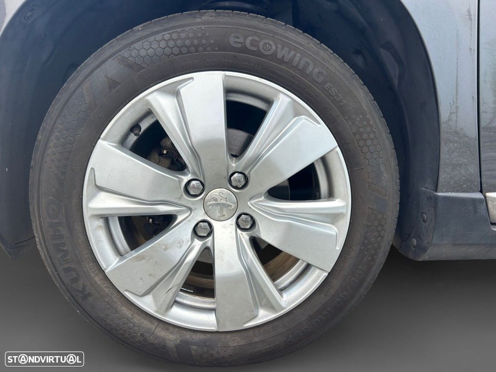 Peugeot 2008 1.2 PureTech Allure - 14