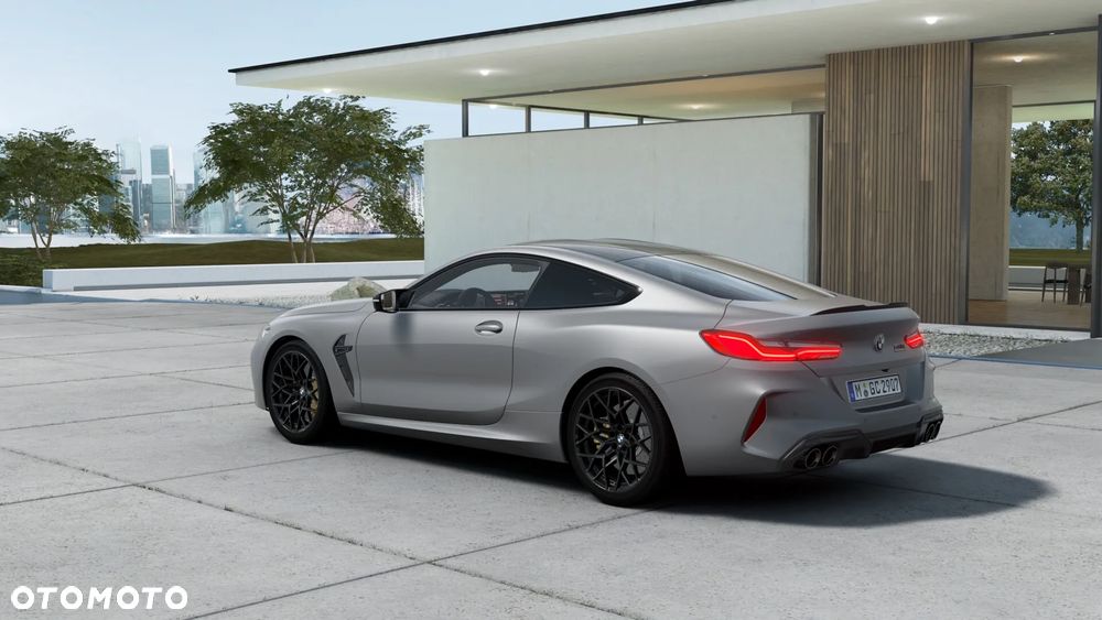 BMW M8 Competition - 3