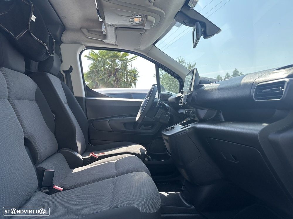 Peugeot Partner 1.5 BlueHDi Asphalt Standard EAT8 - 23