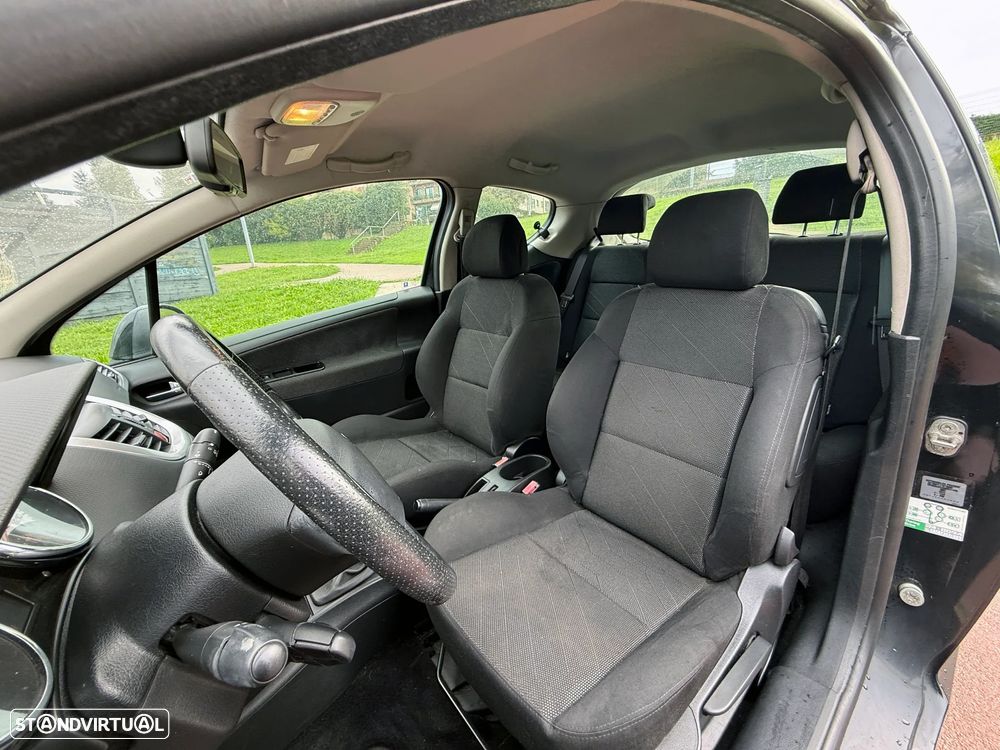 Peugeot 207 1.4 16V Sport - 11