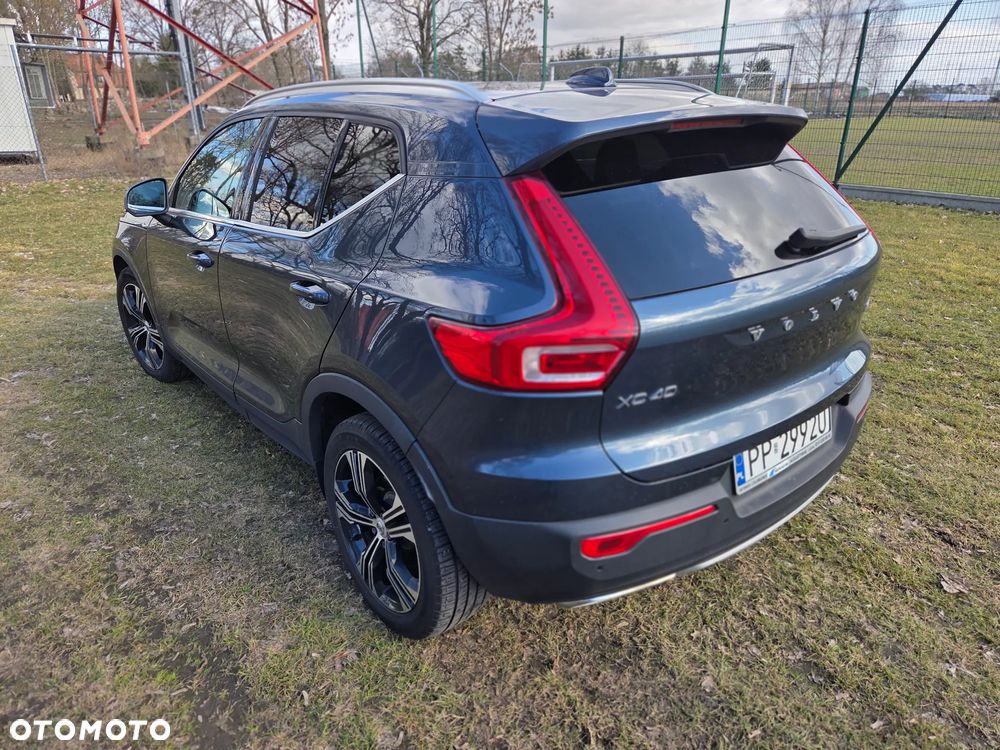 Volvo XC 40 D4 AWD Inscription - 3