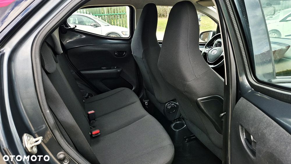 Toyota Aygo x-final - 35