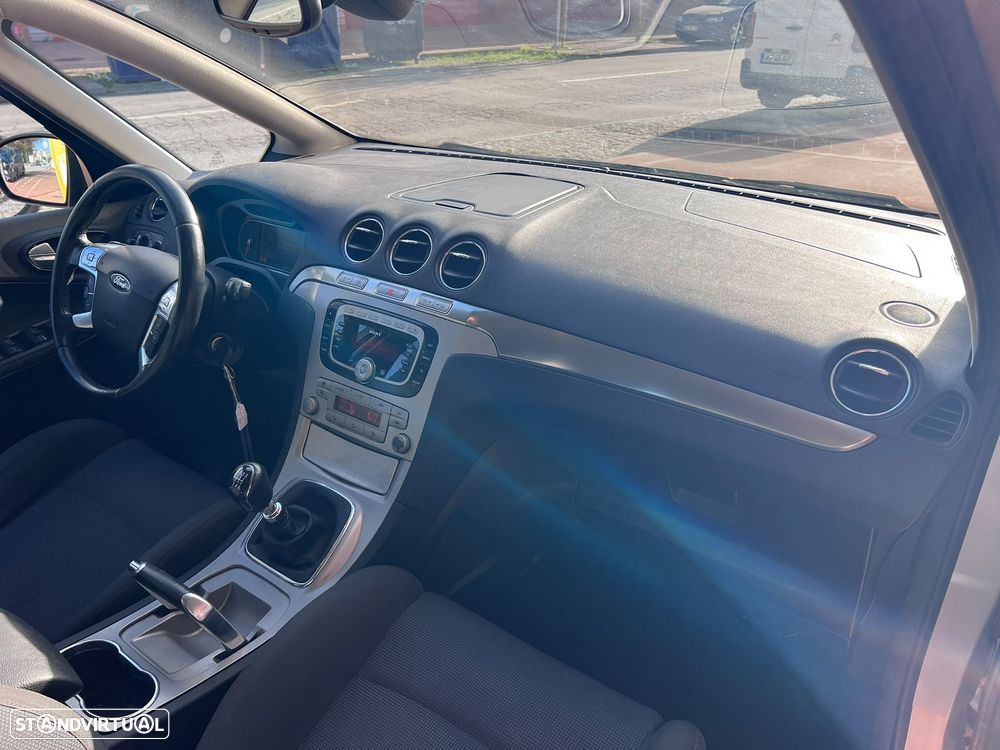 Ford S-Max 1.8 TDCi Titanium 7L - 13