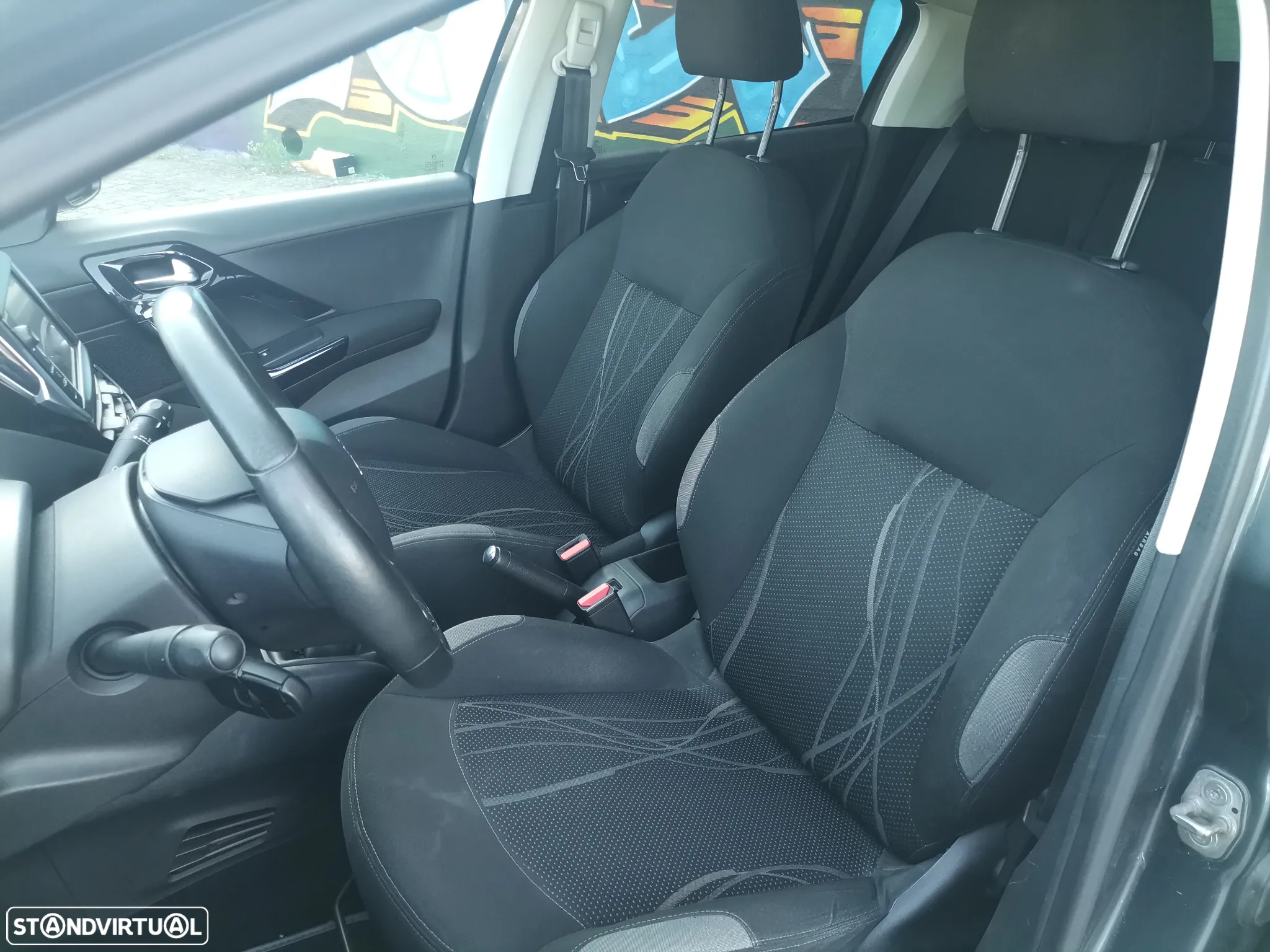 Peugeot 208 1.4 HDi Active - 2