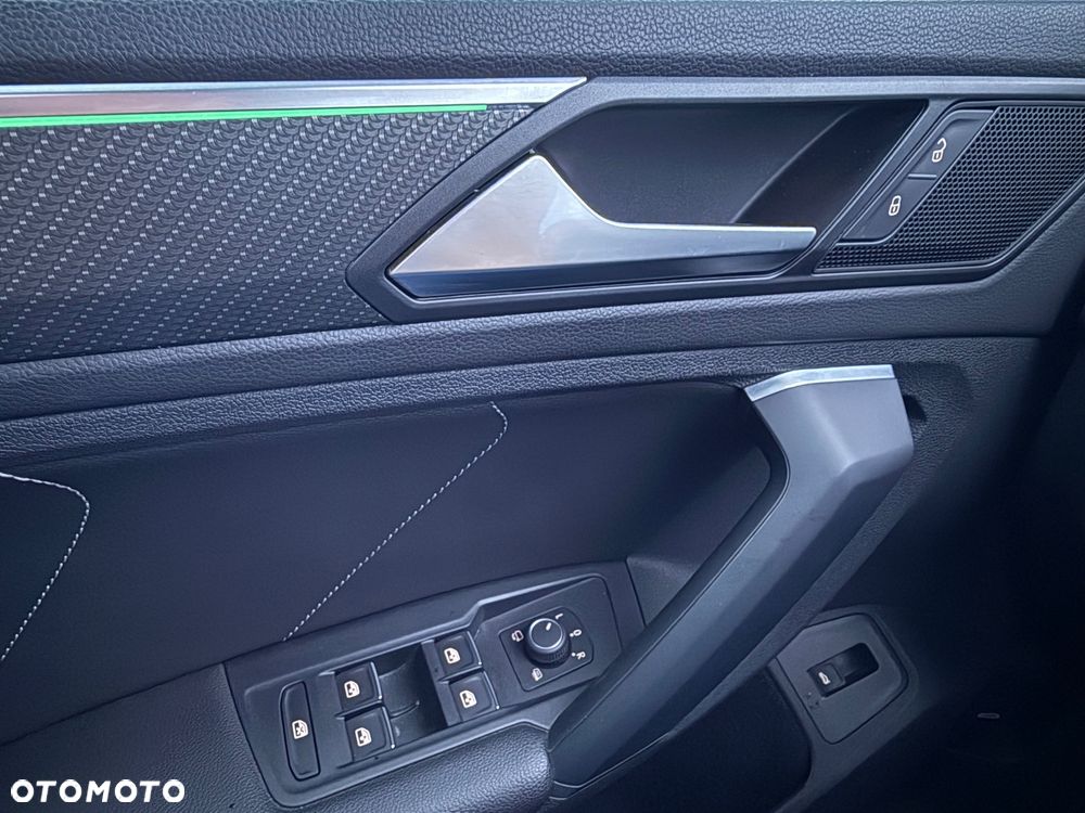 Volkswagen Tiguan 2.0 TDI SCR DSG R-Line - 10