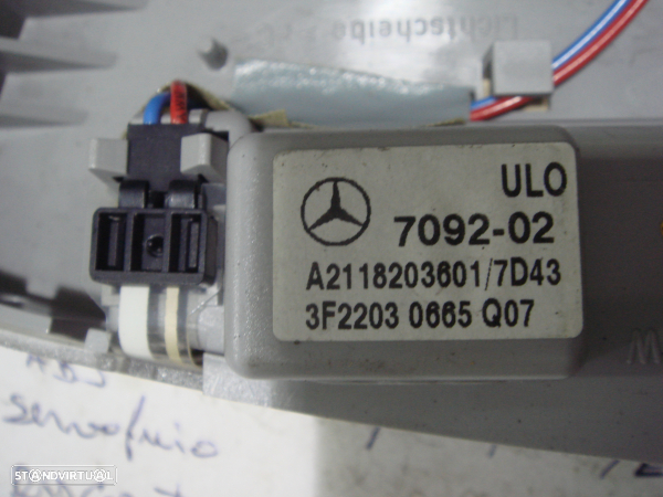 Luz De Tecto Dto / Plafonier Mercedes-Benz E-Class (W211) - 2
