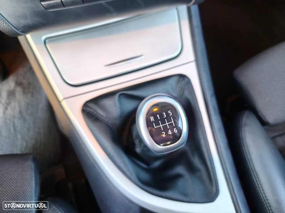 BMW 118 d Sport Line - 21