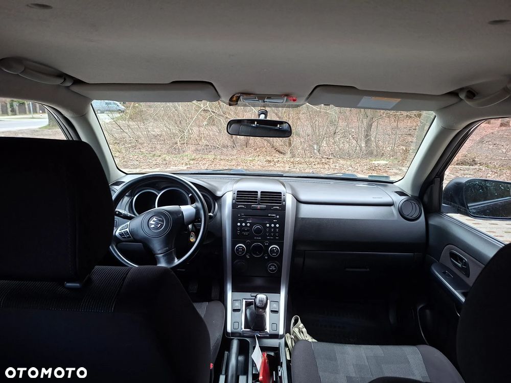 Suzuki Grand Vitara 1.6 Comfort - 11