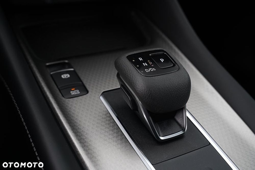 Nissan Qashqai 1.3 DIG-T MHEV N-Connecta Xtronic - 20