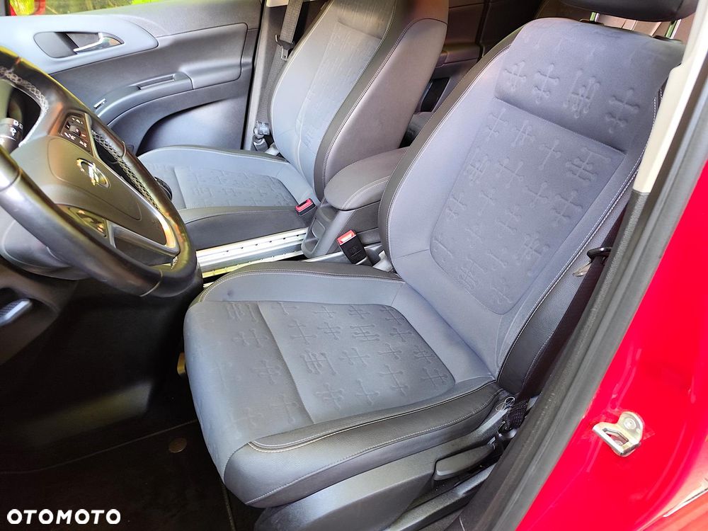 Opel Meriva 1.4 T Cosmo - 28
