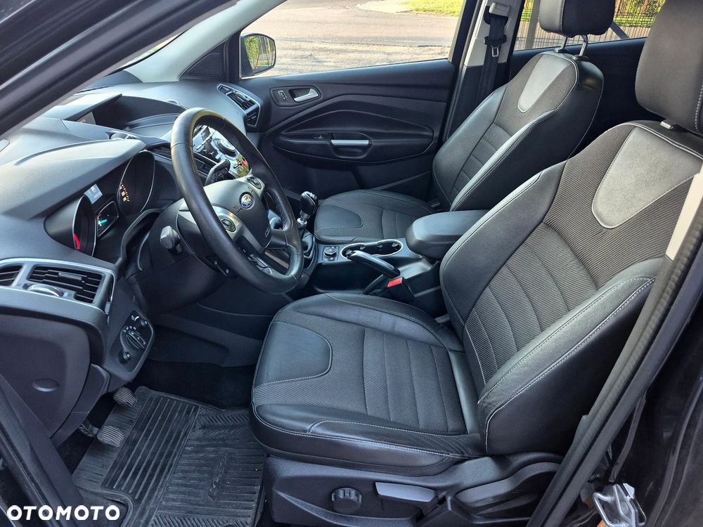 Ford Kuga 2.0 TDCi 4x4 Titanium - 15