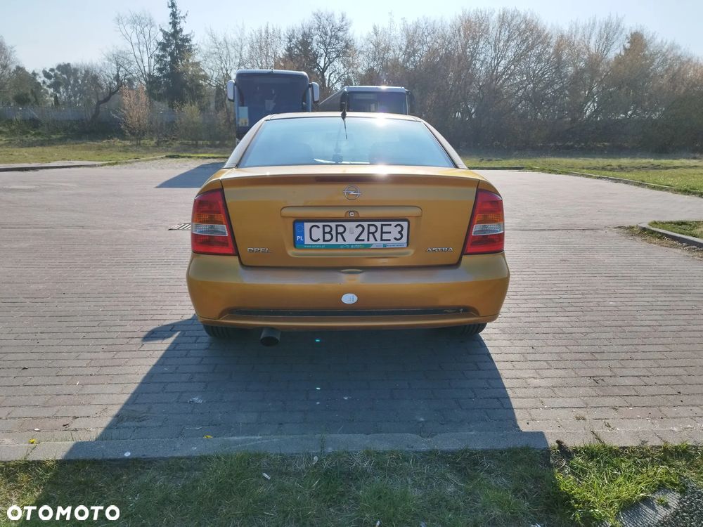 Opel Astra - 6