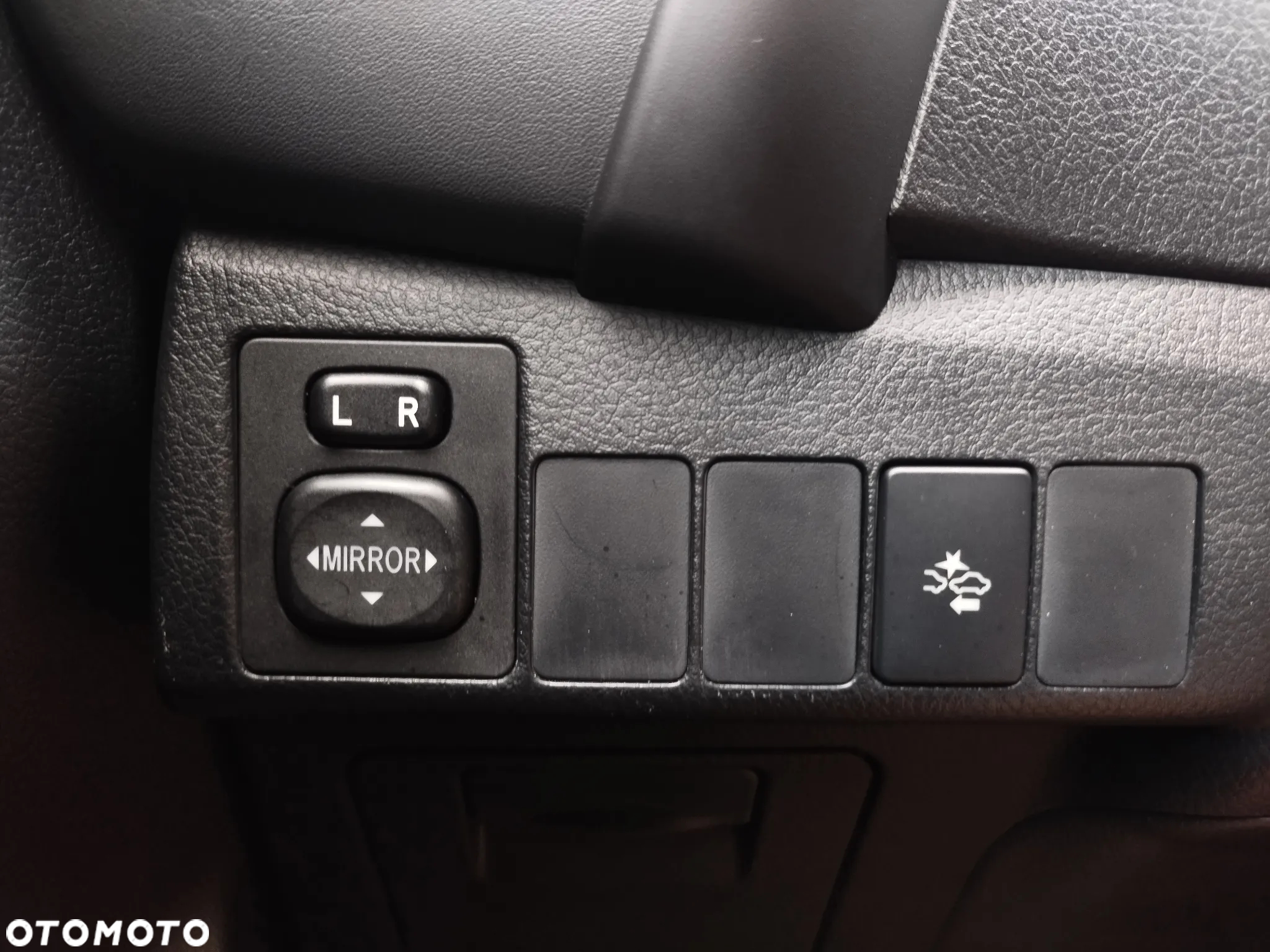 Toyota Corolla 1.6 Comfort MS - 14