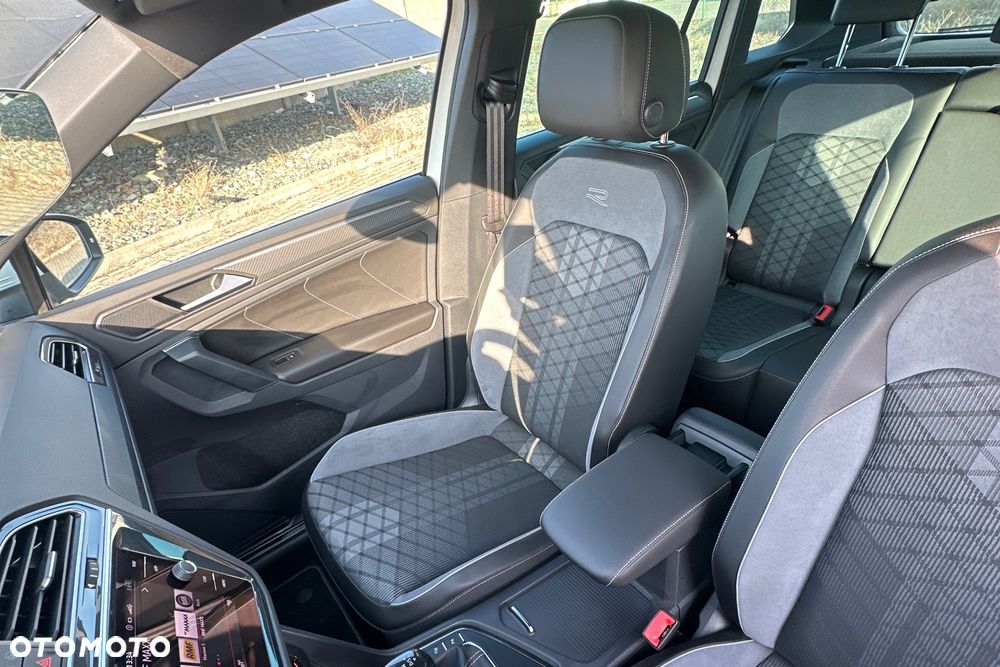 Volkswagen Tiguan - 16