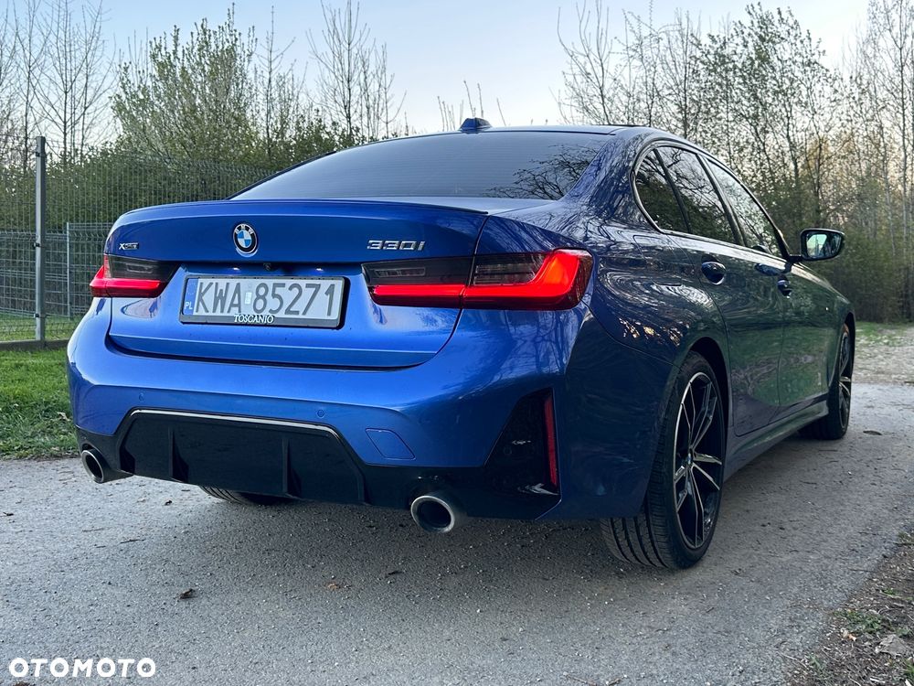 BMW Seria 3 330i xDrive Sport Line - 4
