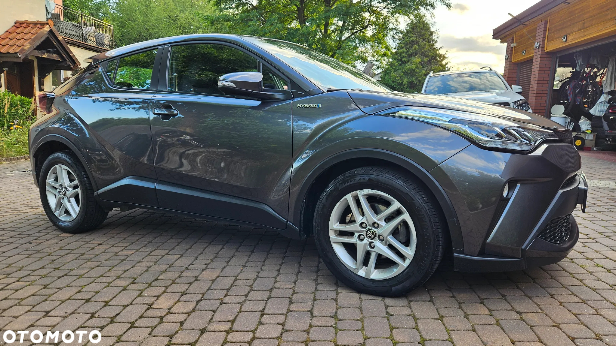 Toyota C-HR - 5