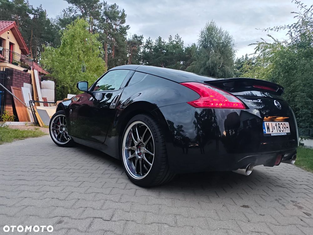 Nissan 370 Z - 14