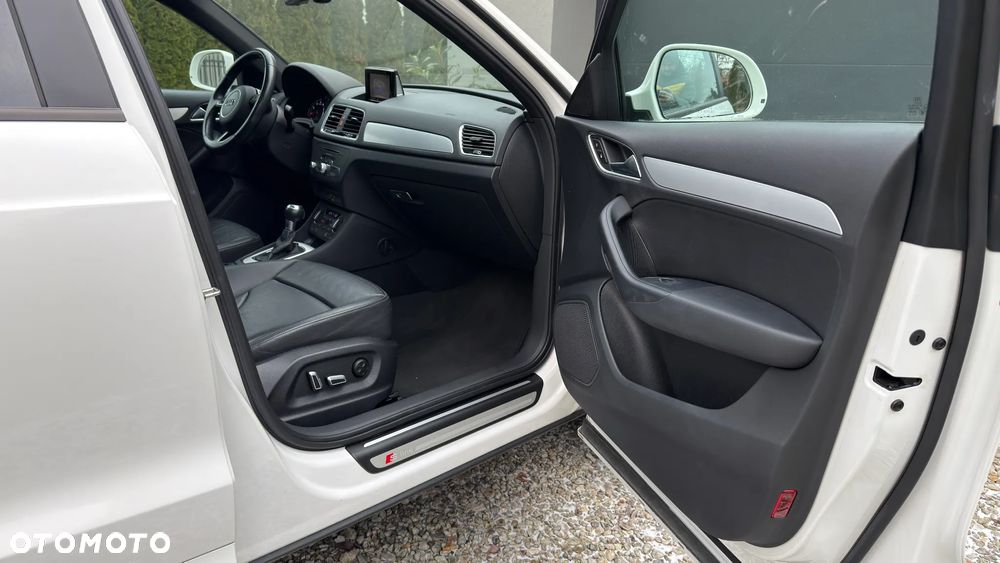 Audi Q3 40 TFSI Quattro S tronic S line - 29