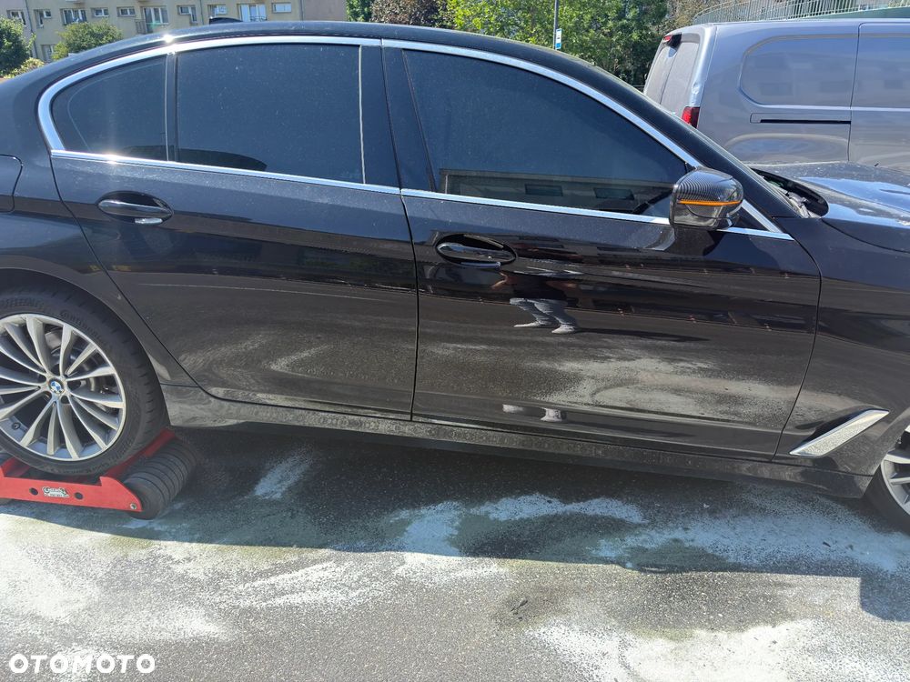 BMW Seria 5 530i Luxury Line - 3