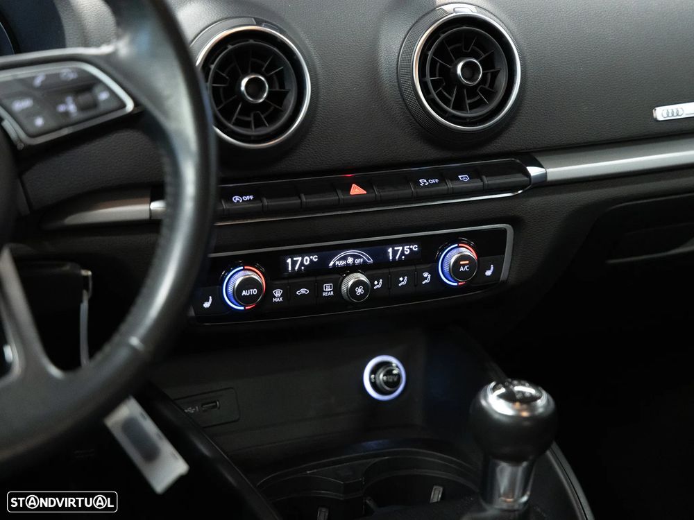 Audi A3 Sportback 1.6 TDI Design - 11
