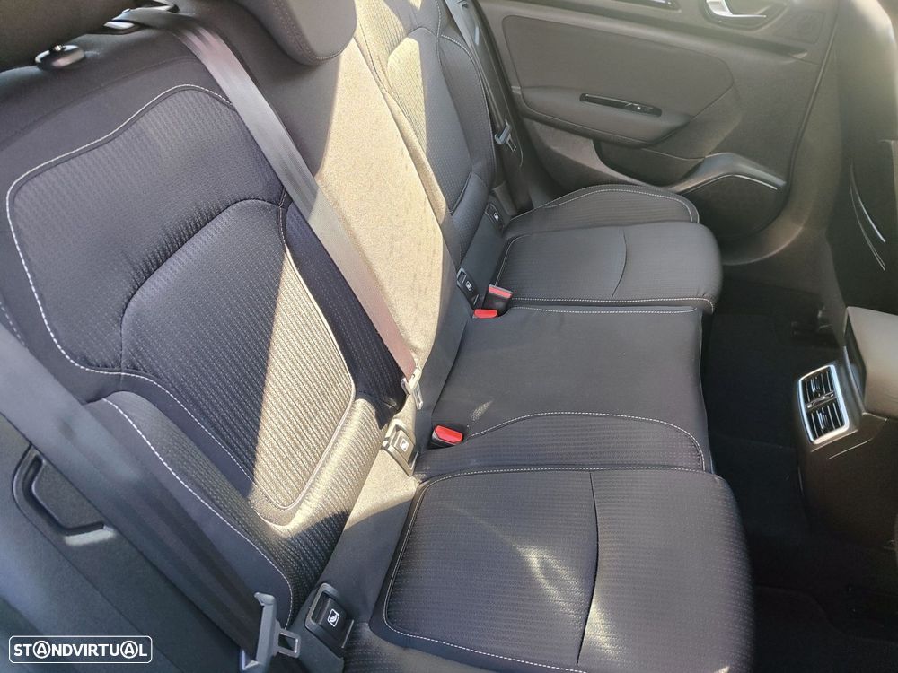 Renault Mégane 1.5 dCi Confort SS - 8