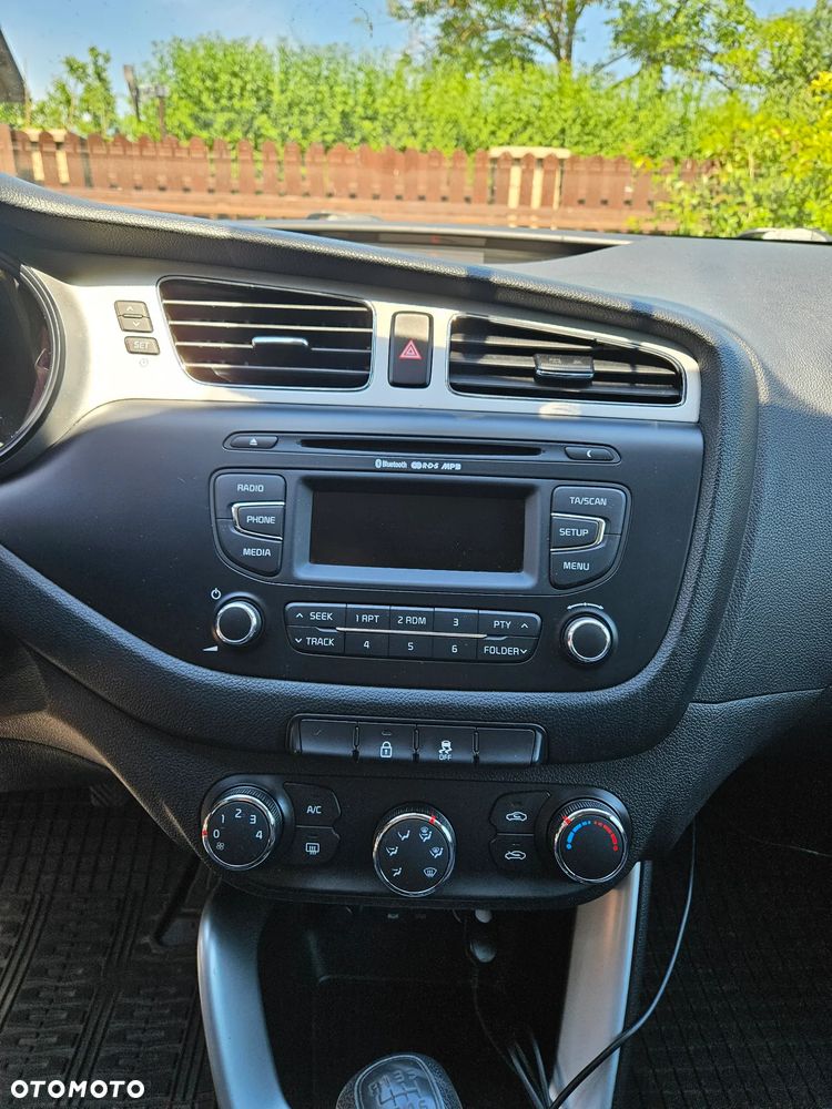 Kia Ceed - 22