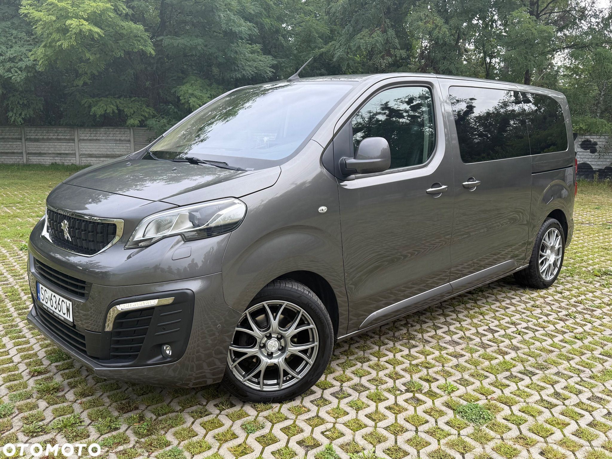 Peugeot Traveller 2.0 BlueHDi Standard Business - 1
