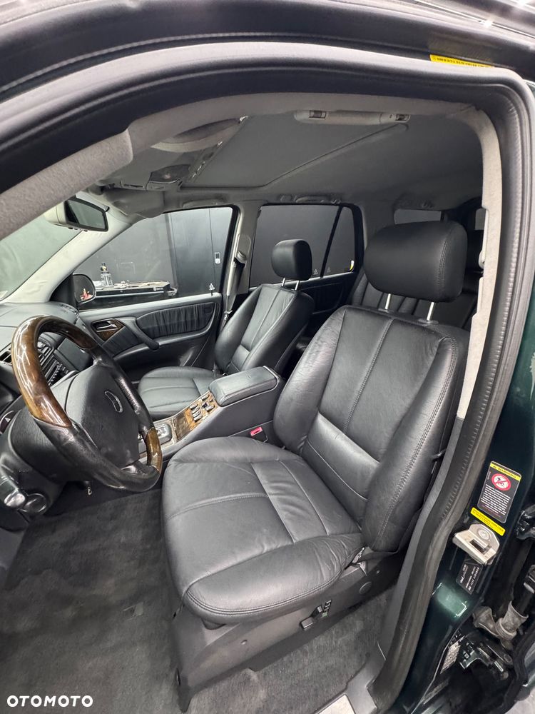 Mercedes-Benz ML 55 AMG - 7