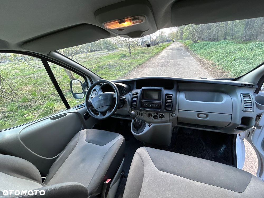 Renault Traffic - 26