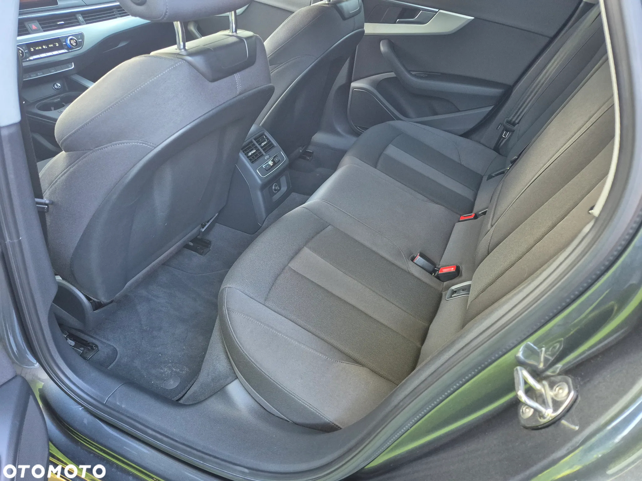 Audi A4 Avant - 30