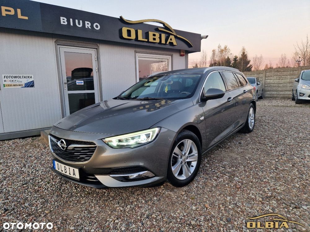 Opel Insignia - 1