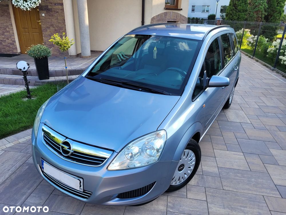 Opel Zafira - 1