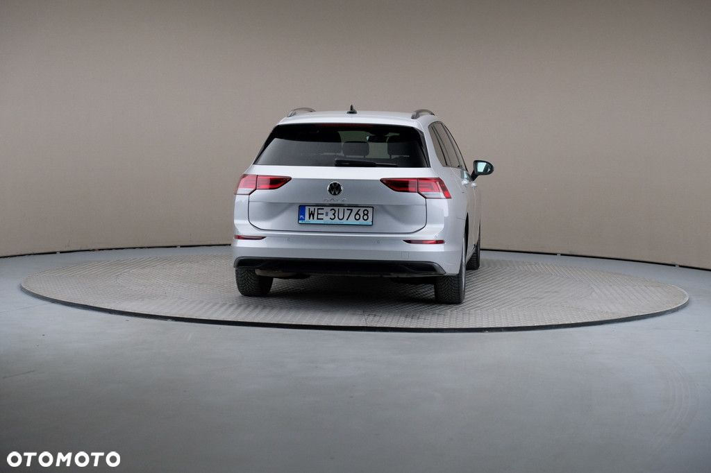 Volkswagen Golf - 5