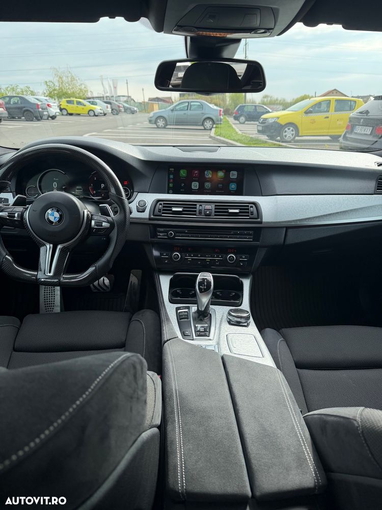 BMW Seria 5 520d Sport-Aut. - 9
