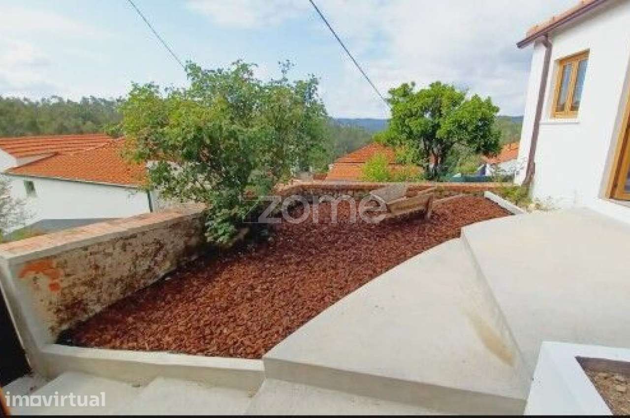 Moradia remodela em Vale de Ovelha - Grande imagem: 2/29