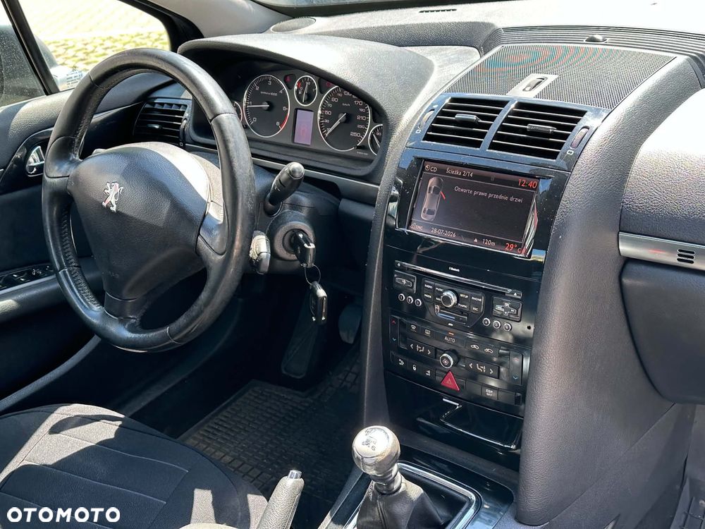 Peugeot 407 - 5