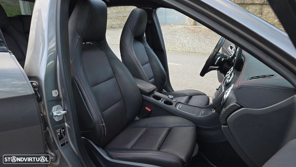 Mercedes-Benz A 220 d 7G-DCT AMG Line - 20