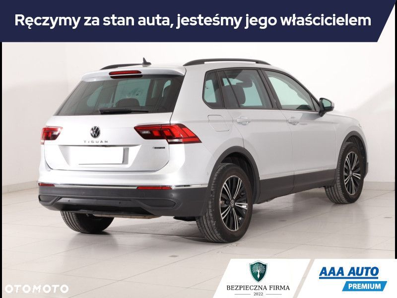 Volkswagen Tiguan - 6