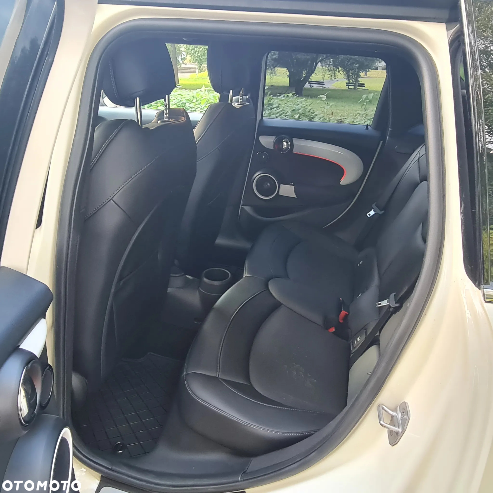 MINI Cooper S - 14