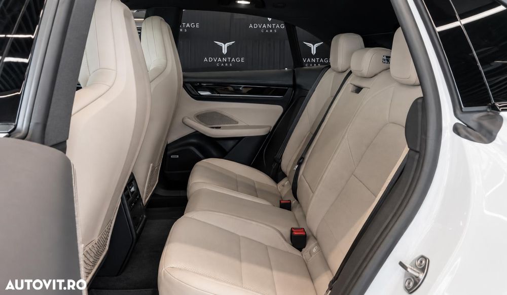Porsche Macan - 8