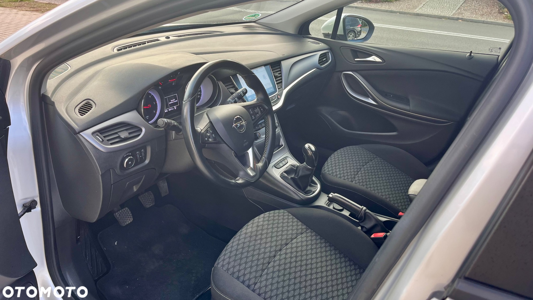 Opel Astra 1.6 CDTI DPF ecoFLEX Sports TourerStart/Stop Edition - 19