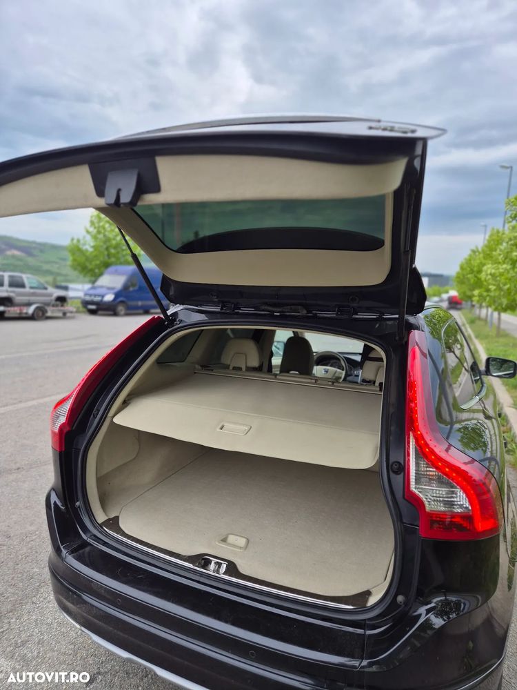 Volvo XC 60 - 11