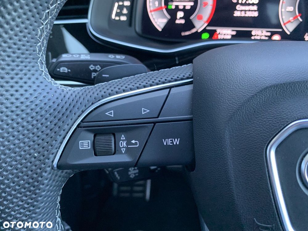Audi Q8 - 36