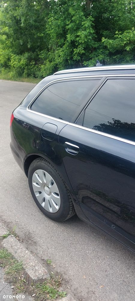 Audi A6 Avant 2.0 TDI - 16