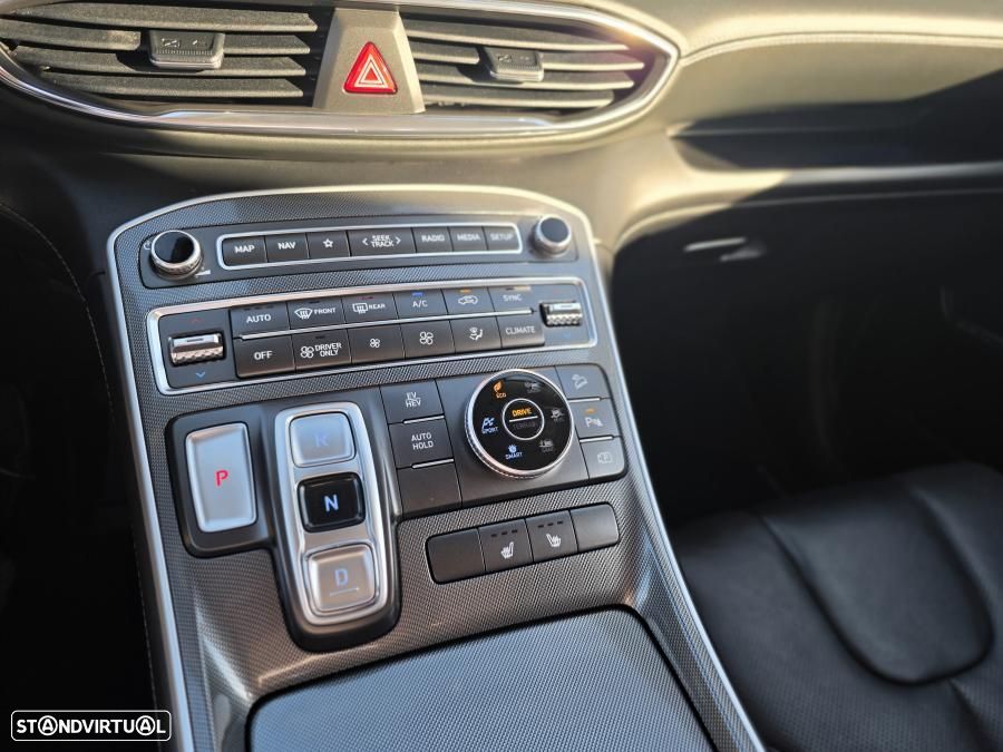 Hyundai Santa Fe 1.6 Plugin-Hybrid 4WD Select - 26